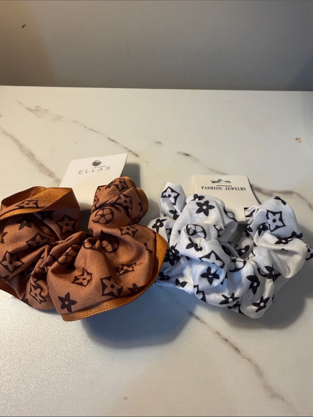 Ella Logo Print Scrunchies - Brown & White Set